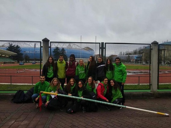 Séptimo puesto del equipo femenino de La Blanca  en la Copa de Euskadi de pista cubierta