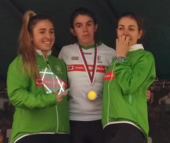 Arrate Mintegi e Iker Ortiz de Zárate, subcampeones de Álava de cross Arrate Mintegi e Iker Ortiz de Zárate, subcampeones de Álava de cross