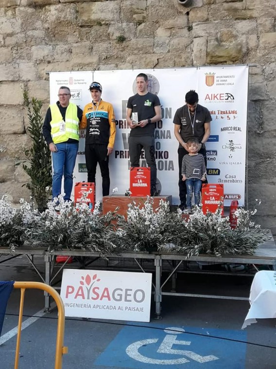 Iker Ortiz de Zárate, vencedor del duatlón de Viana