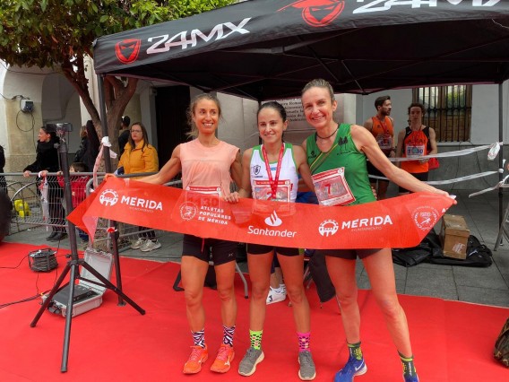 Mamen Ledesma vence en la Media maratón de Mérida