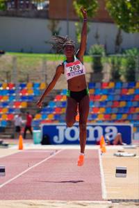Tessy Ebosele, victoriosa en Vitoria Tessy Ebosele, victoriosa en Vitoria