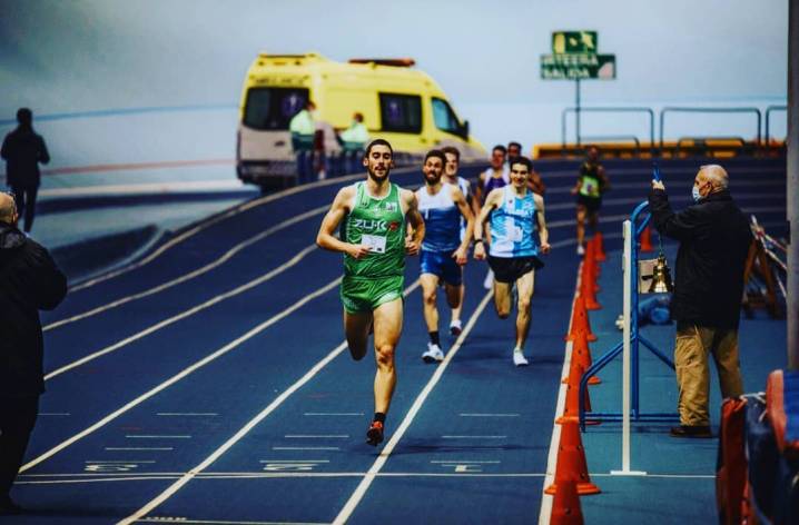 Numerosa participación de atletas LEA La Blanca en el campeonato de Álava de pista cubierta 