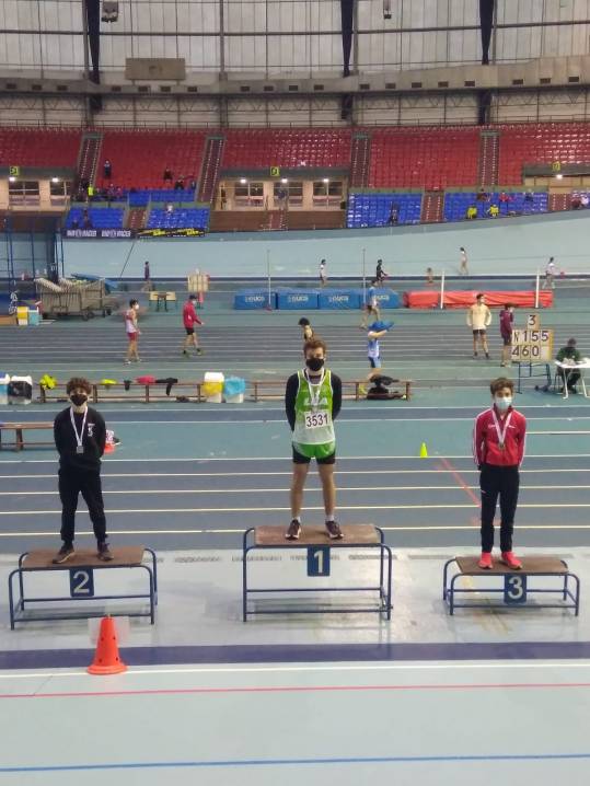 Jon Laespada, octavo mejor atleta sub 16 en el ranking de España de pista cubierta