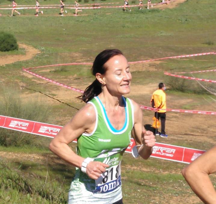 Raquel Gómez y Gema Olave (LEA La Blanca) compiten en el Campeonato de España de Trail en la localidad cántabra de Liencres Raquel Gómez y Gema Olave (LEA La Blanca) compiten en el Campeonato de España de Trail en la localidad cántabra de Liencres